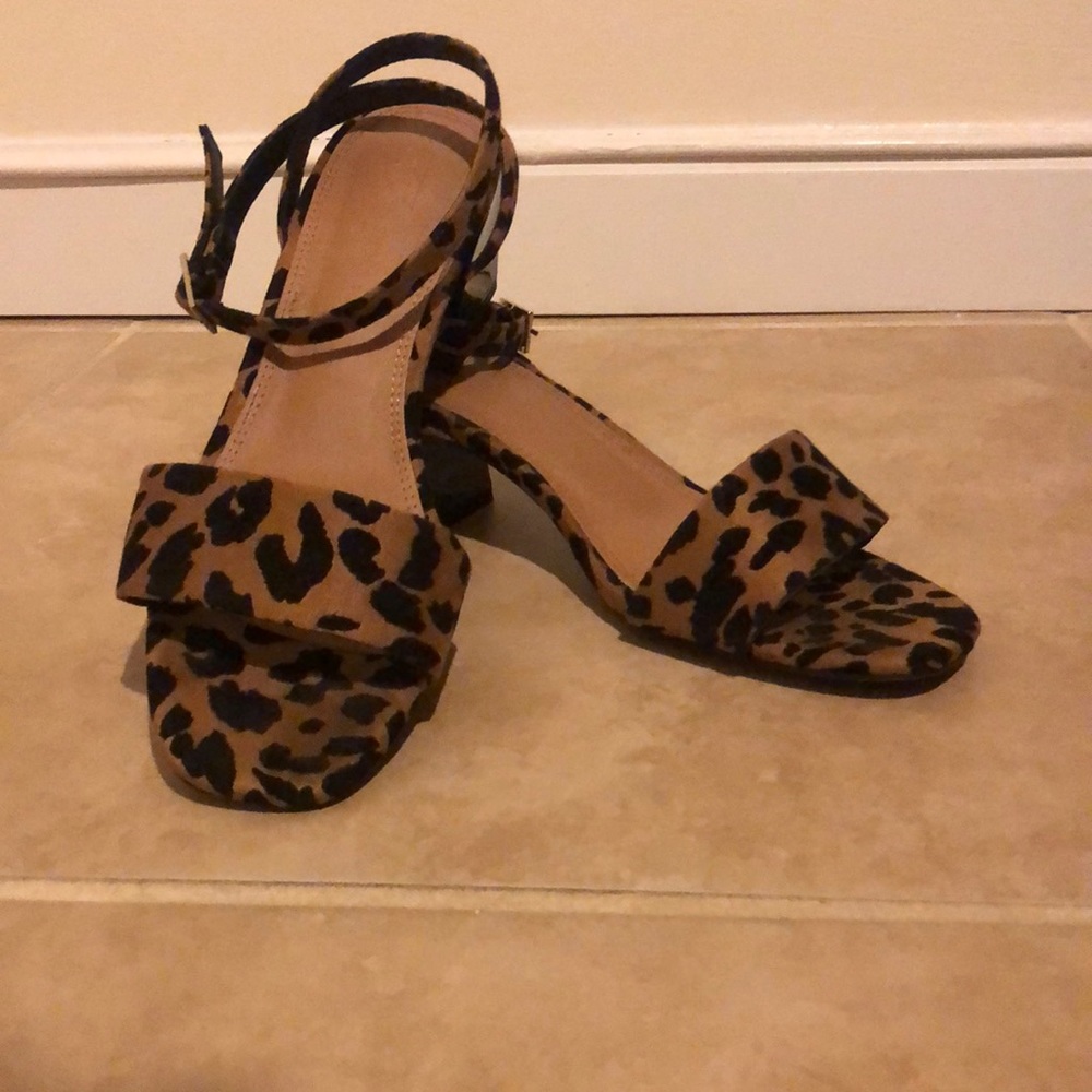 Black Heeled Leopard Sandals